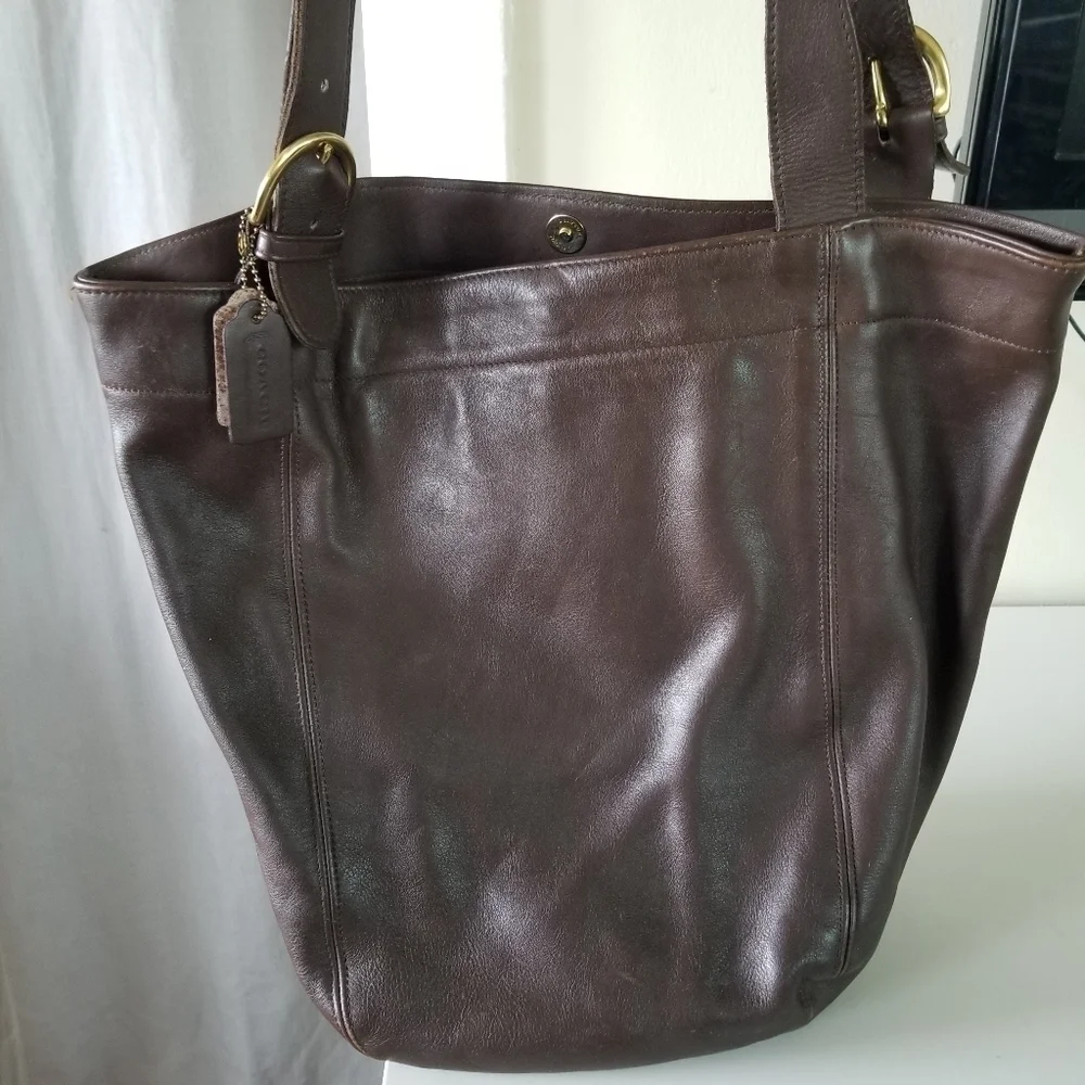 Coach | Vintage Brown Soho Duffle Tote 4082